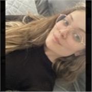 Profesora de matemáticas (y lengua) imparte clases a niños desde primero de primaria hasta 4 de la eso